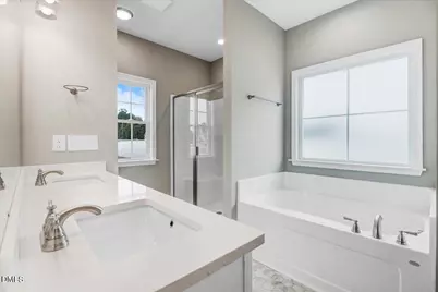 102 Chester Place, Pikeville, NC 27863 - Photo 18