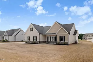 102 Chester Pl, Pikeville, NC 27863 - Photo 6