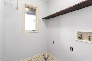 3228 Woodside Ave, Graham, NC 27253 - Photo 14