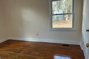 410 W Godwin St, Dunn, NC 28334 - Photo 12