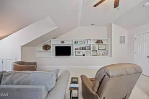 1050 Perdue Dr, Chapel Hill, NC 27517 - Photo 28