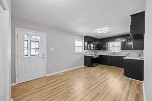 1062 Jackson St, Burlington, NC 27217 - Photo 20