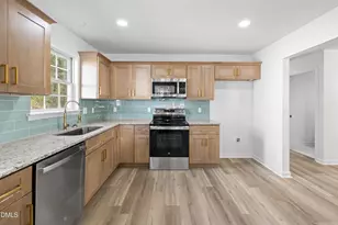 12 Sameer Ct, Durham, NC 27703 - Photo 2