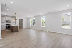 396 White Oak Gdn Wy, Garner, NC 27529 - Photo 8