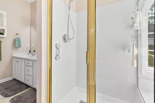 669 Chelsea Dr, Sanford, NC 27332 - Photo 32