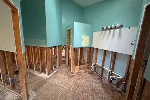 301 Berryhill Dr, Carrboro, NC 27510 - Photo 2