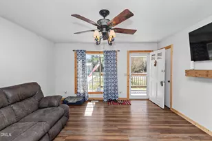 288 Baileys Crossroads Rd, Benson, NC 27504 - Photo 6