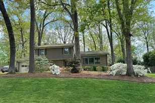 1204 Indian Trail Dr, Raleigh, NC 27609 - Photo 40