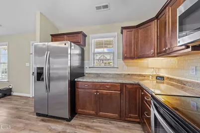 109 Parkers Pointe Drive, Benson, NC 27504 - Photo 16