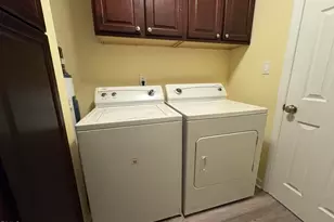 1010 Kingswood Dr, Chapel Hill, NC 27517 - Photo 12