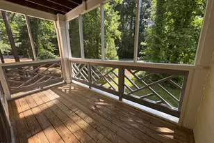 1010 Kingswood Dr, Chapel Hill, NC 27517 - Photo 14