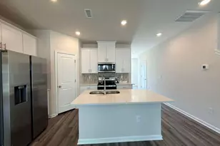 926 Clearhaven Ln, Fuquay-Varina, NC 27526 - Photo 10