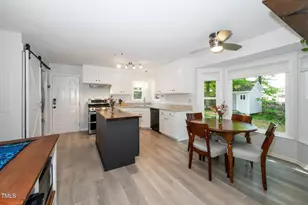 8009 Tobin Pl, Raleigh, NC 27612 - Photo 8