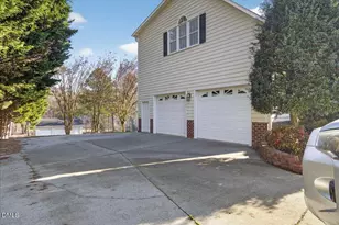 98 Lochridge Dr, Roxboro, NC 27573 - Photo 4