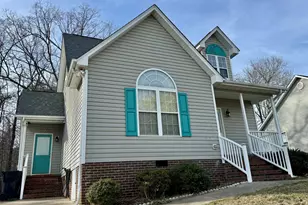 110 Hoskins Cir, Burlington, NC 27215 - Photo 2