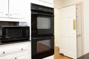 104 Hampshire Pl, Chapel Hill, NC 27516 - Photo 22