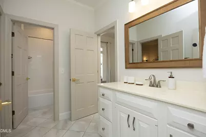 104 Hampshire Place, Chapel Hill, NC 27516 - Photo 34