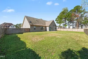 413 Rossendale Dr, Hope Mills, NC 28348 - Photo 32