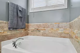 413 Rossendale Dr, Hope Mills, NC 28348 - Photo 26