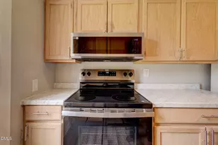 401 Prince Dr, Holly Springs, NC 27540 - Photo 10