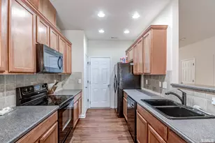 708 Mardonie Reach Ln, Cary, NC 27519 - Photo 10