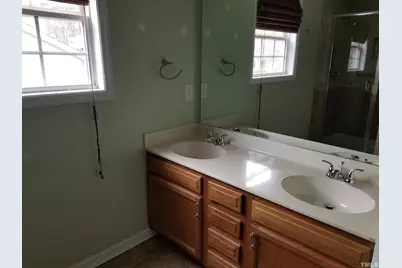 100 Bedbrook Court, Cary, NC 27519 - Photo 24