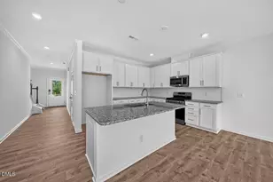 335 Sweetbay Tree Dr, Wendell, NC 27591 - Photo 2