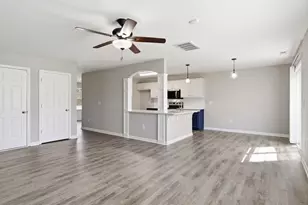 687 Botanical Ct, Bunnlevel, NC 28323 - Photo 12