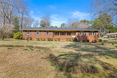 2008 Brookrun Road, Henderson, NC 27536 - Photo 2