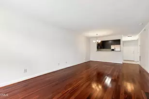 1010 Nicholwood Dr, Raleigh, NC 27605 - Photo 6