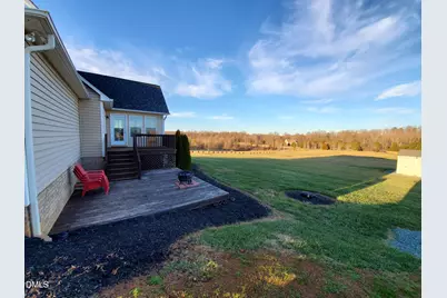 7005 Rock Pointe Place, Liberty, NC 27298 - Photo 4