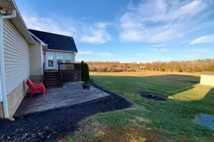 7005 Rock Pointe Pl, Liberty, NC 27298 - Photo 4