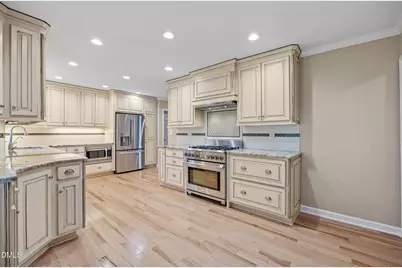 4126 Somerset Drive, Oxford, NC 27565 - Photo 8