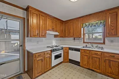 105 George Wilton Drive, Clayton, NC 27520 - Photo 2