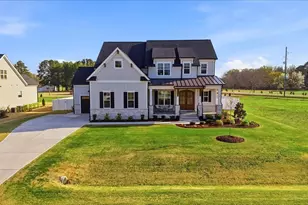 110 Summerlin Dr, Clayton, NC 27527 - Photo 4