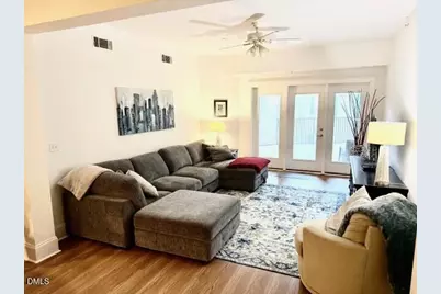 222 Glenwood Avenue #218, Raleigh, NC 27603 - Photo 4