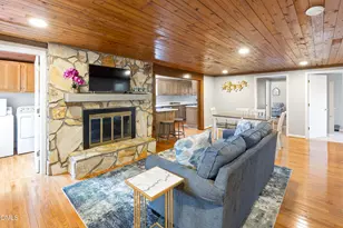 650 Shoreline Dr, New London, NC 28127 - Photo 54