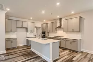 508 Everglow Ln, Garner, NC 27529 - Photo 2