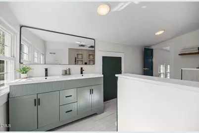 523 E Main Street, Haw River, NC 27258 - Photo 16