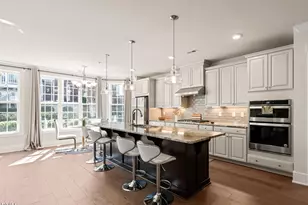 10320 Sablewood Dr, Raleigh, NC 27617 - Photo 2