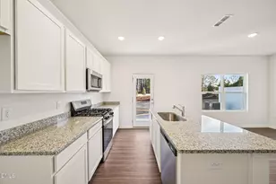 233 Stone Vly Ln, Wilsons Mills, NC 27520 - Photo 10