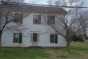 325 N Asheboro St, Liberty, NC 27298 - Photo 1