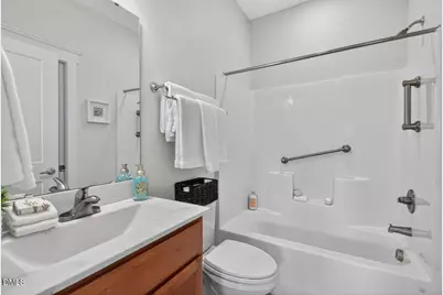 105 Fiori Hill Drive N, Hillsborough, NC 27278 - Photo 14
