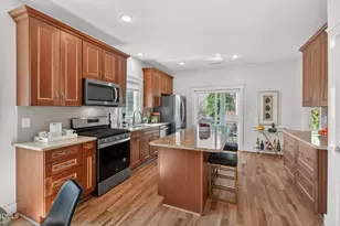 105 Fiori Hill Dr N, Hillsborough, NC 27278 - Photo 6