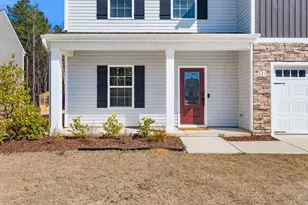 325 Azalea Gaze Dr, Youngsville, NC 27596 - Photo 2