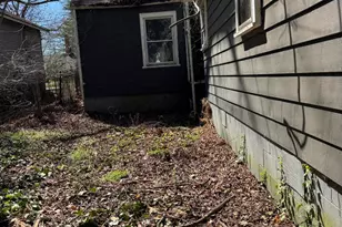 210 Zollicoffer Ave, Henderson, NC 27536 - Photo 20