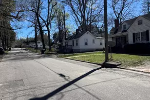 210 Zollicoffer Ave, Henderson, NC 27536 - Photo 22