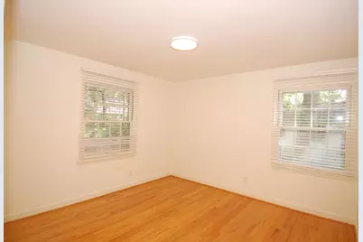 5400 Emerson Drive, Raleigh, NC 27609 - Photo 14