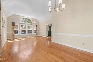 106 Stokesay Ct, Cary, NC 27513 - Photo 8