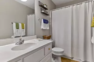 1005 Stonewater Dr, Raleigh, NC 27603 - Photo 16